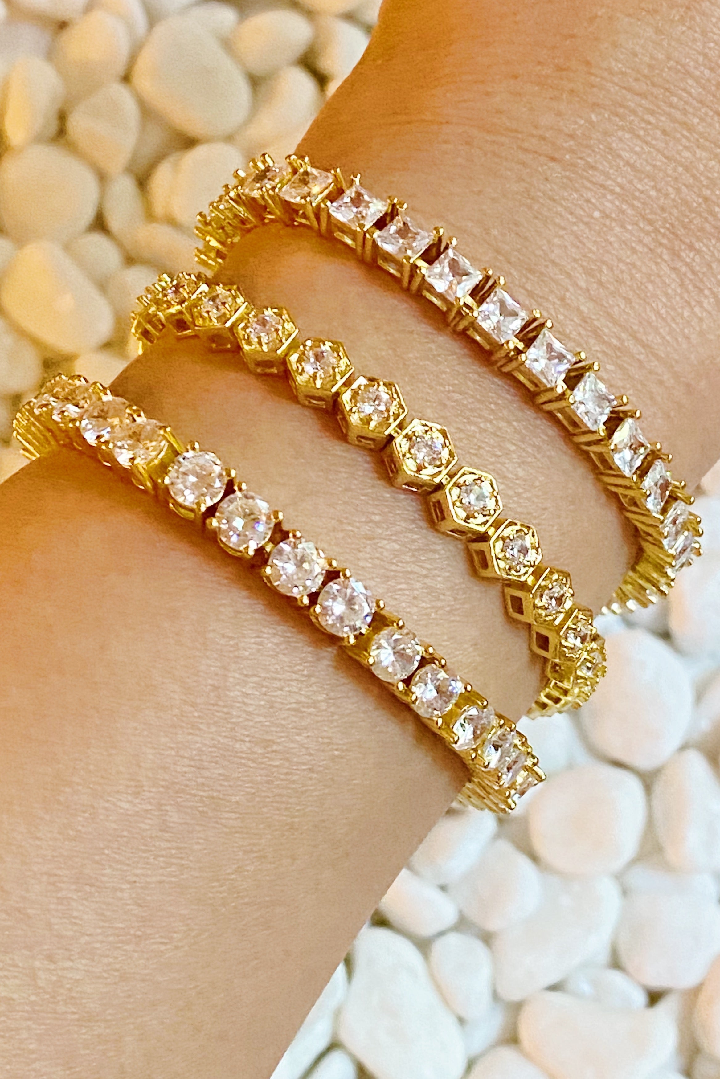 Hand Linked High Class Tennis Bracelet
