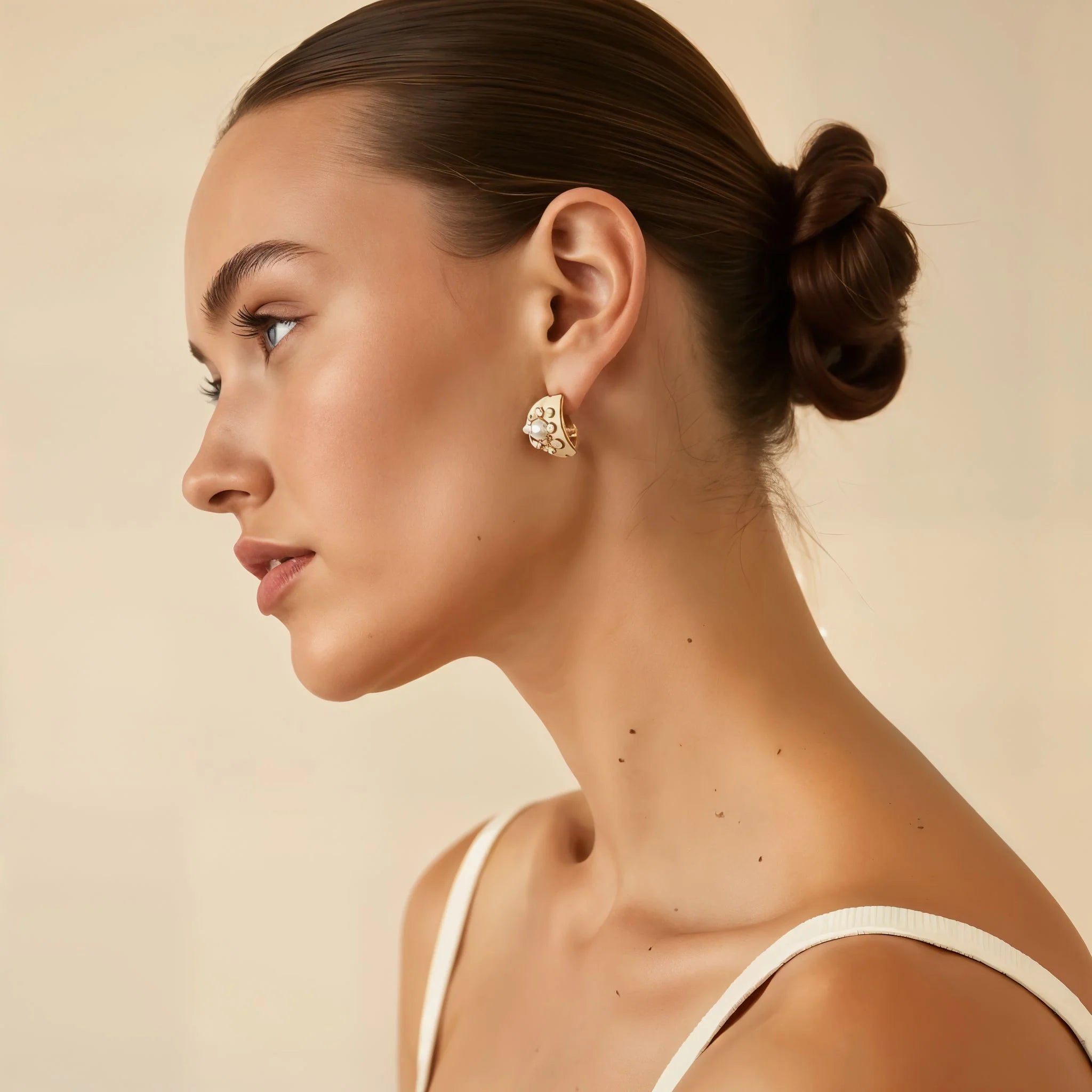 C’Est Chic Pearl Earrings