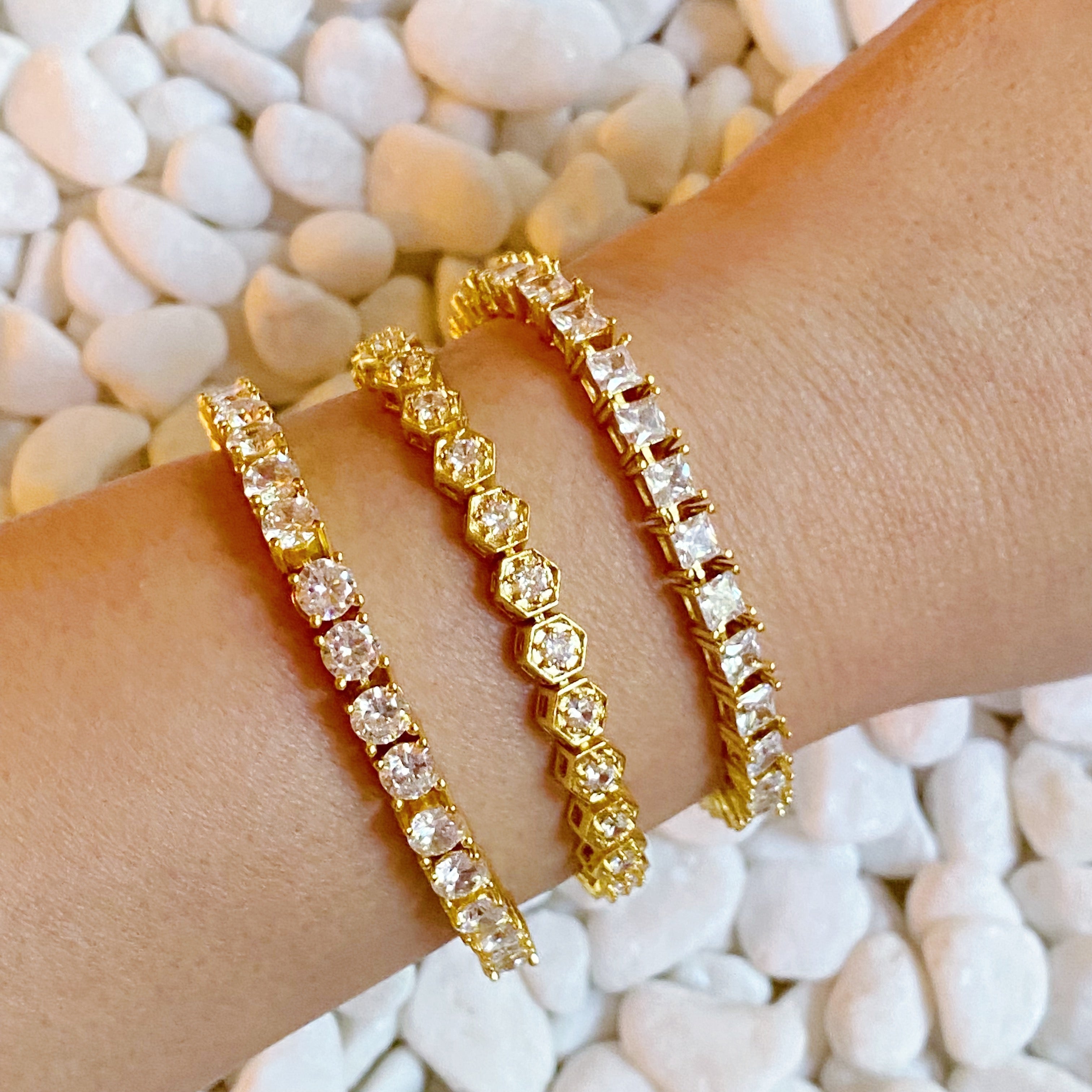 Hand Linked High Class Tennis Bracelet